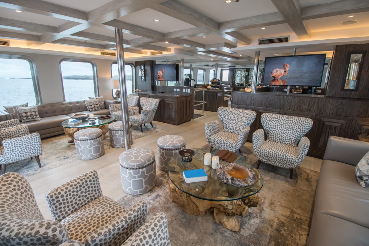 3.4 Main Lounge
