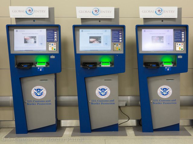 global entry kiosks at airport